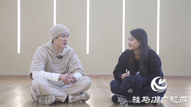 必一体育官网从“非主流“到“主流”这位街舞达人用传承照亮舞蹈世界(图2)