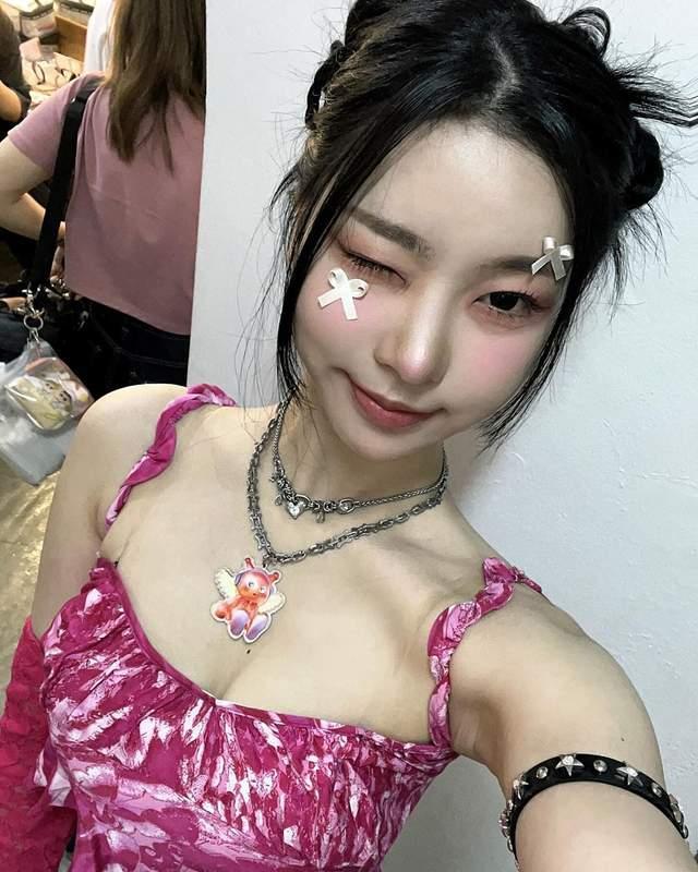 必一运动平台没被韩团碾压的炮灰：首个在韩出道的台湾女团GENBLUE让人惊艳(图7)