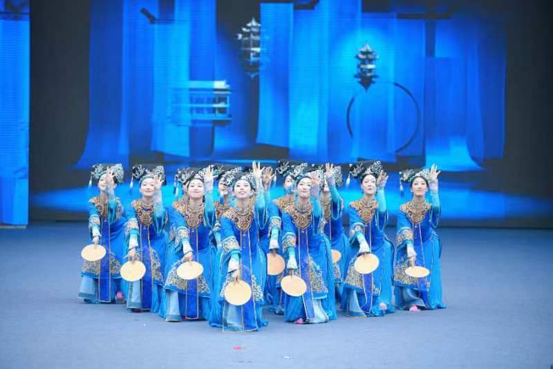 必一运动京津冀优秀舞蹈交流展演活动在京举行(图2)