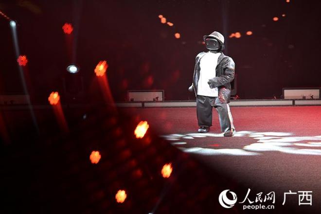 2025首届国际人形机器人街舞邀请赛圆满收官