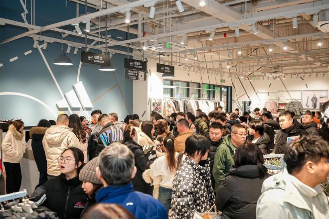 武汉经开区元旦消费热力十足重点商圈销售额破千万元(图2)